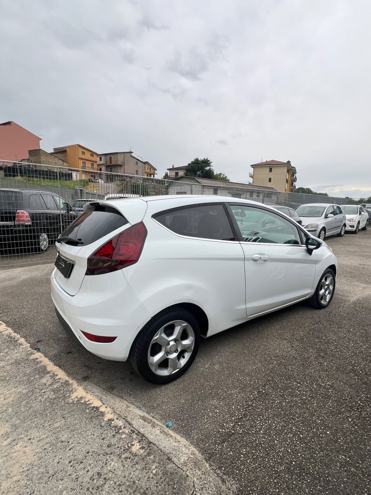 Ford Fiesta 1.4 TDCi 3p. Titanium (3)