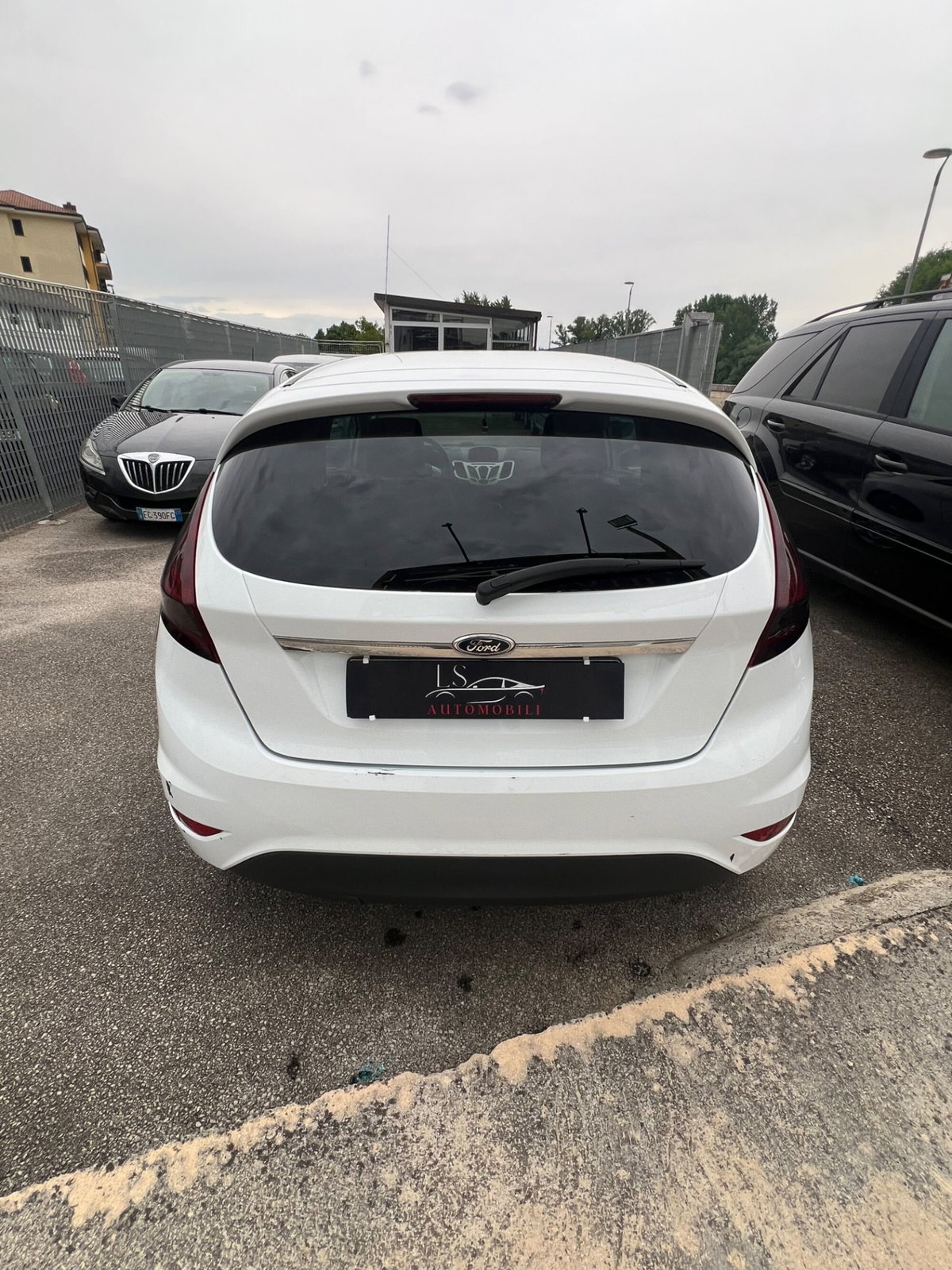 Ford Fiesta 1.4 TDCi 3p. Titanium (5)