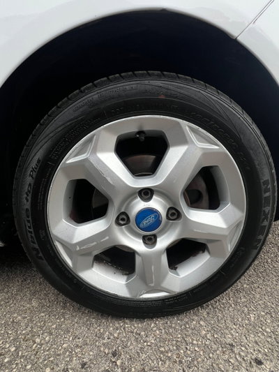Ford Fiesta 1.4 TDCi 3p. Titanium (9)
