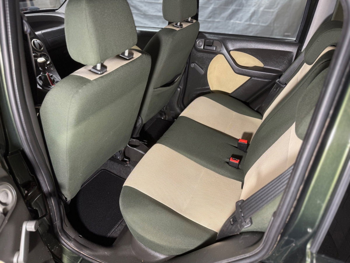 Fiat Panda 1.3 MJT 16V 4x4 Cross (13)