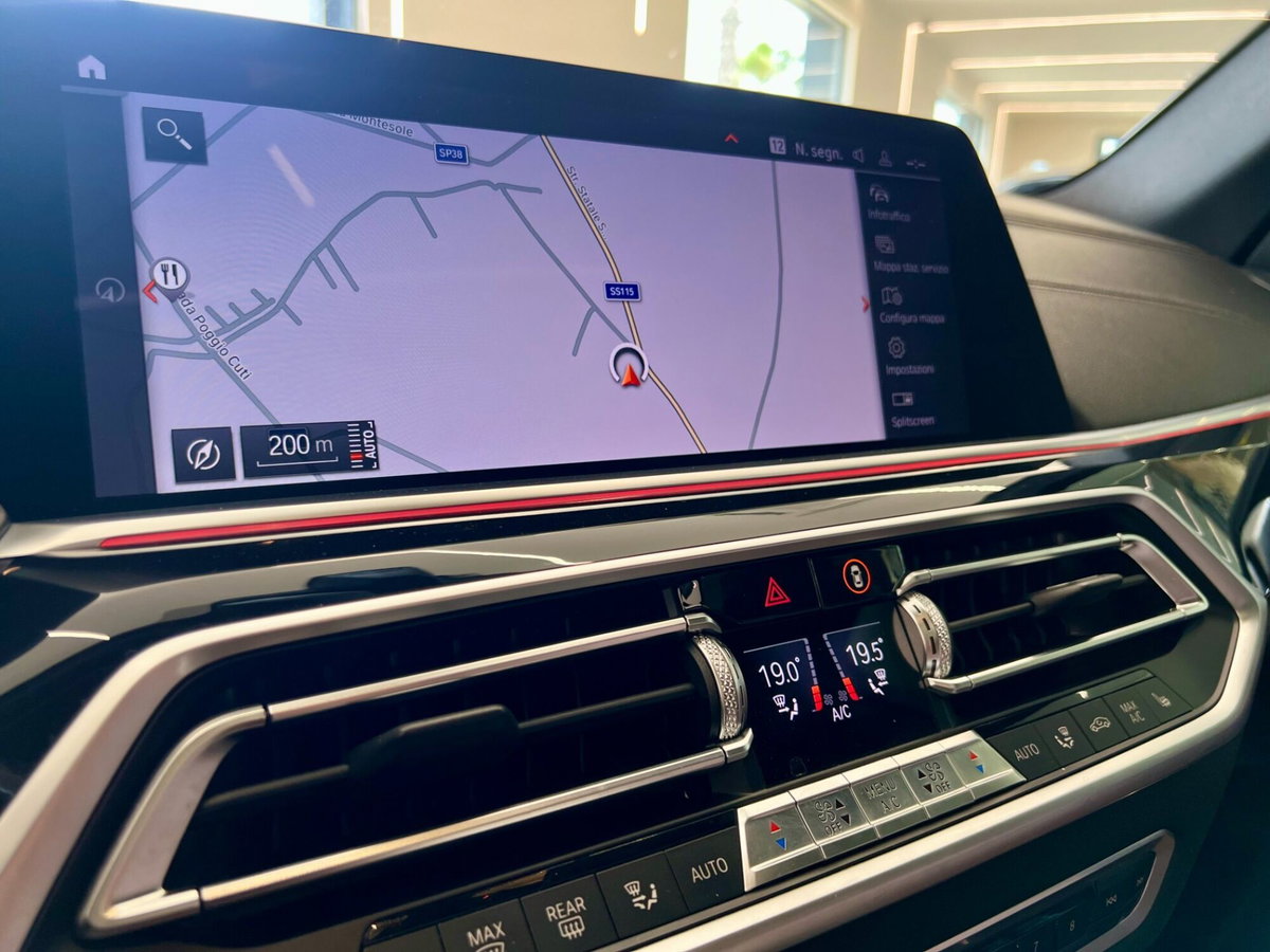 BMW X5 M50d (16)
