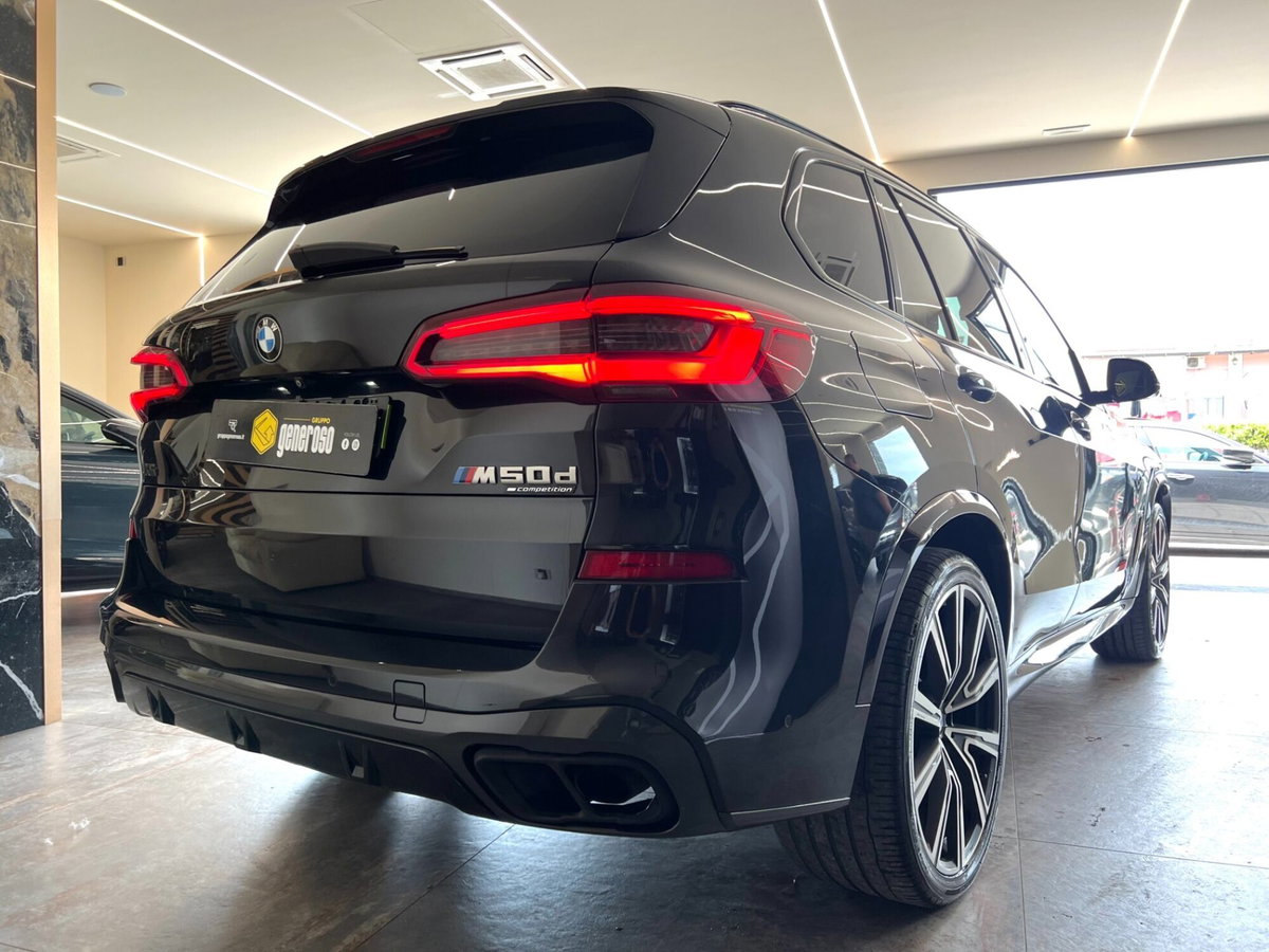 BMW X5 M50d (3)