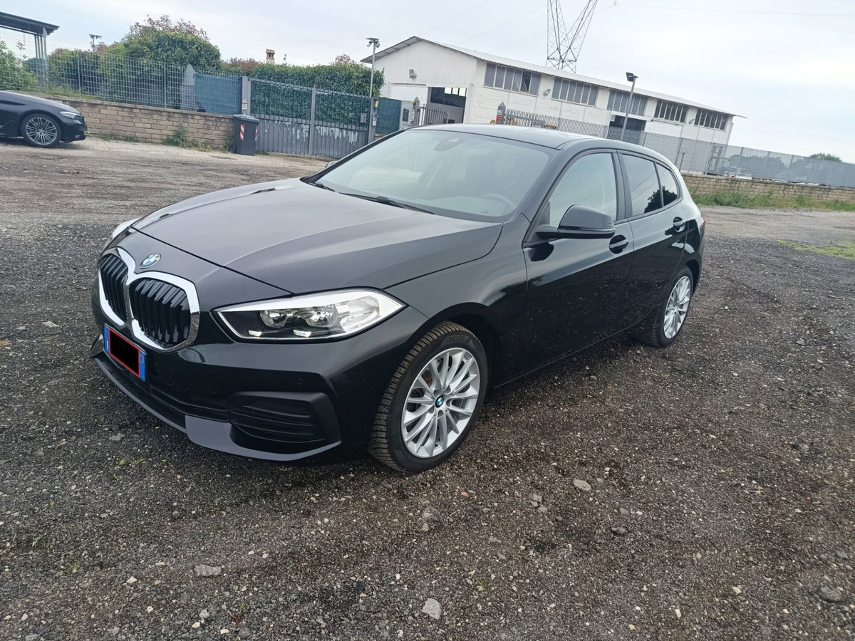 BMW Serie 1 116d 2.0 116CV cat 5 porte Attiva DPF