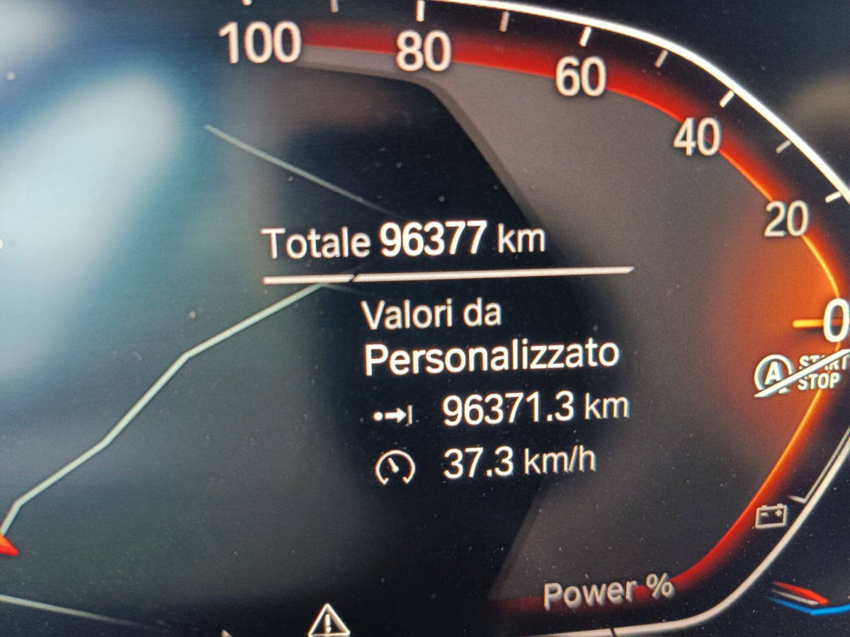 BMW Serie 1 116d 2.0 116CV cat 5 porte Attiva DPF (15)