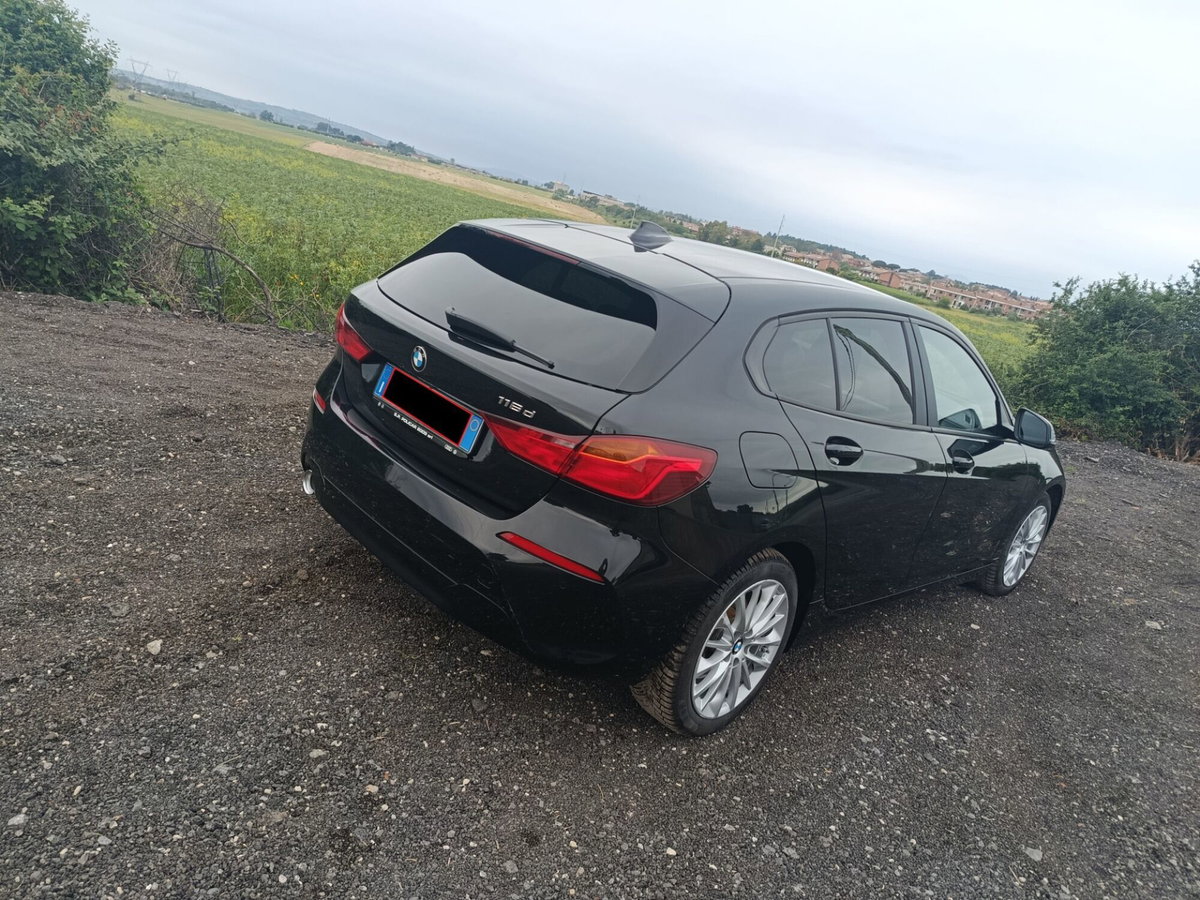 BMW Serie 1 116d 2.0 116CV cat 5 porte Attiva DPF (8)