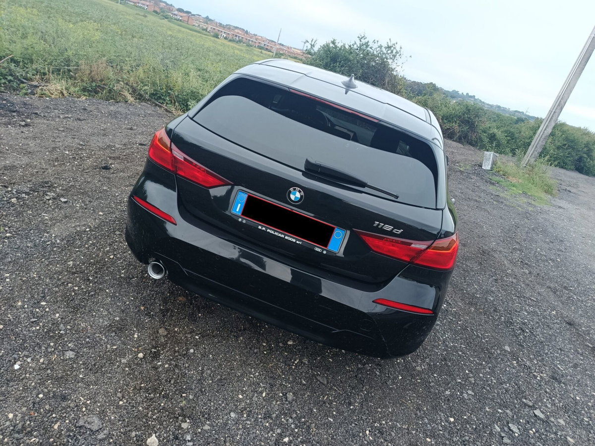 BMW Serie 1 116d 2.0 116CV cat 5 porte Attiva DPF (9)