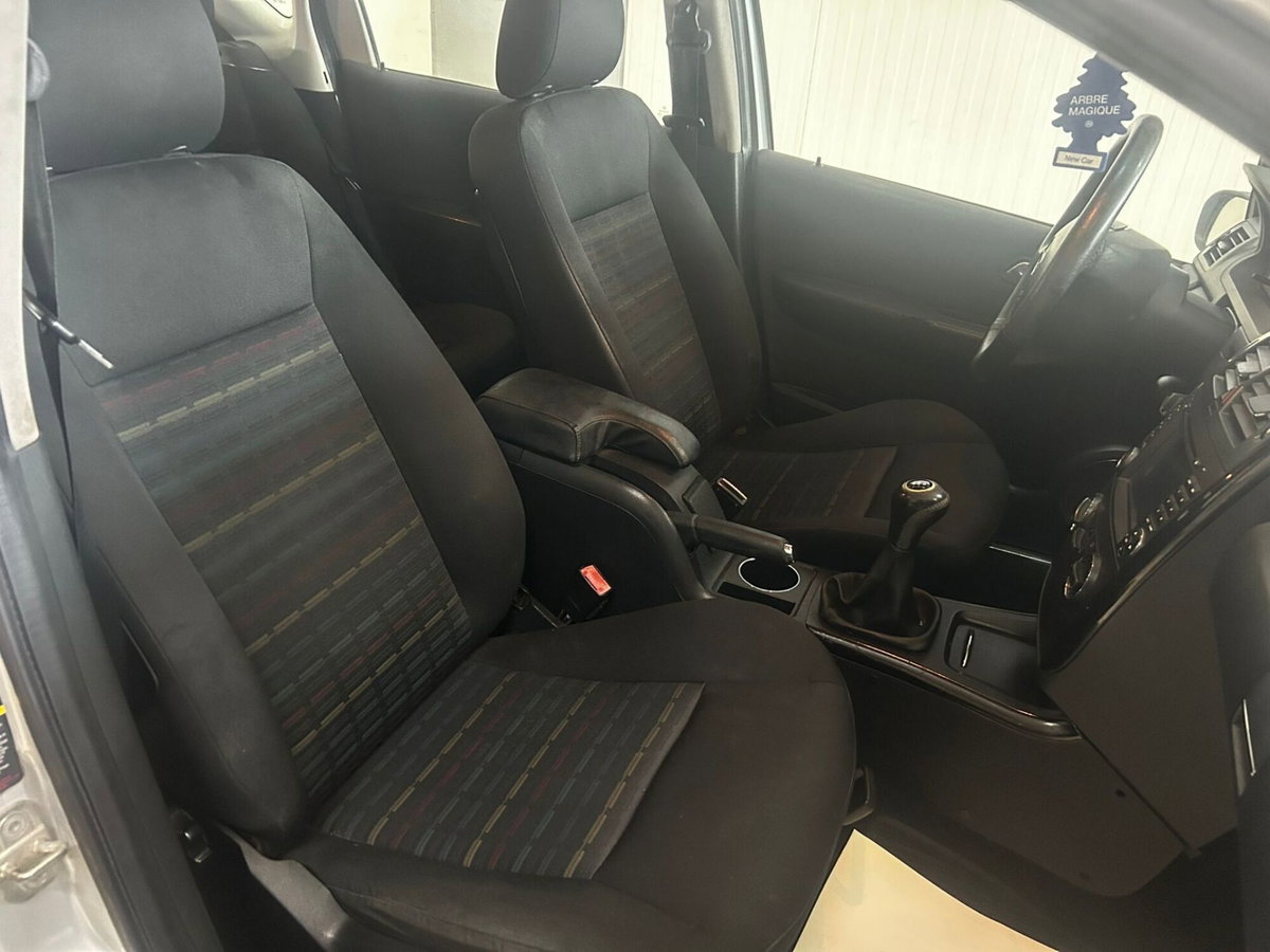 Mercedes-Benz Classe A 180 CDI Elegance (19)