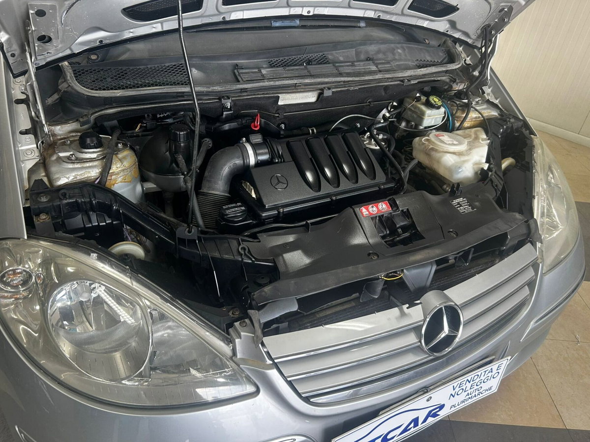 Mercedes-Benz Classe A 180 CDI Elegance (6)