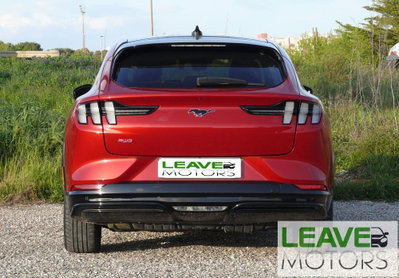 Ford Mustang Mach-E AWD  Standard 269CV (7)