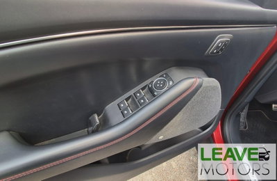 Ford Mustang Mach-E AWD  Standard 269CV (19)