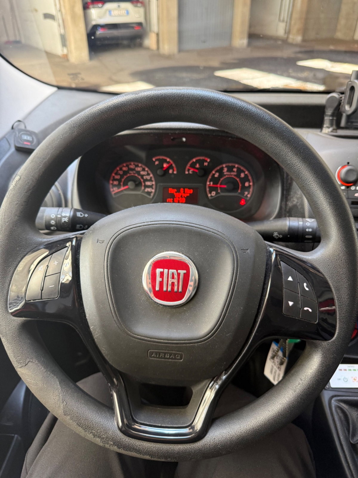 Fiat Fiorino combi N1 1.3 mjt 95cv Adventure (11)