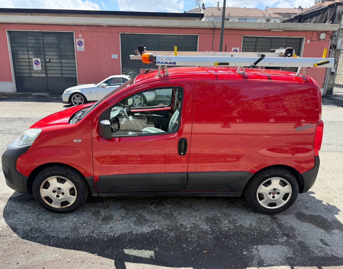 Fiat Fiorino combi N1 1.3 mjt 95cv Adventure (2)