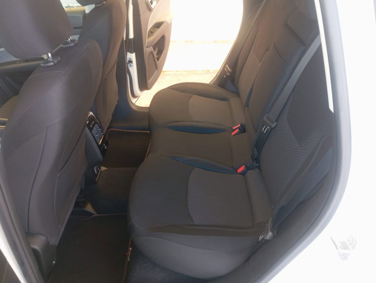 Jeep Compass 1.6 Multijet II 2WD Longitude (14)
