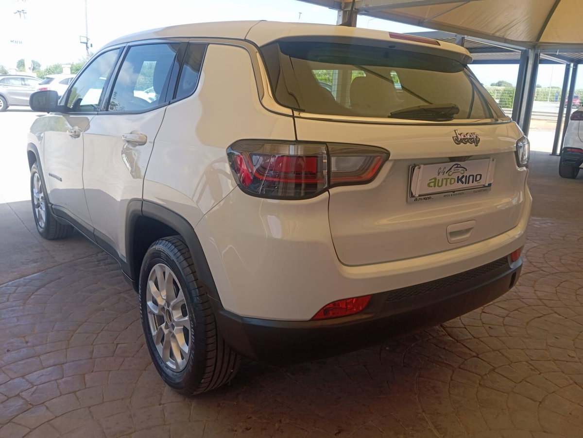 Jeep Compass 1.6 Multijet II 2WD Longitude (3)