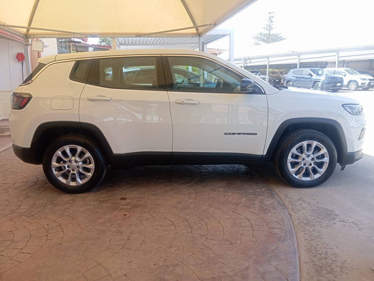 Jeep Compass 1.6 Multijet II 2WD Longitude (6)