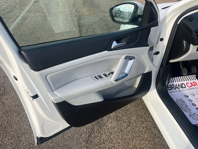 Peugeot 308 SW BlueHDi 120 S&S Allure (10)