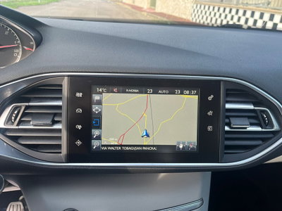 Peugeot 308 SW BlueHDi 120 S&S Allure (15)