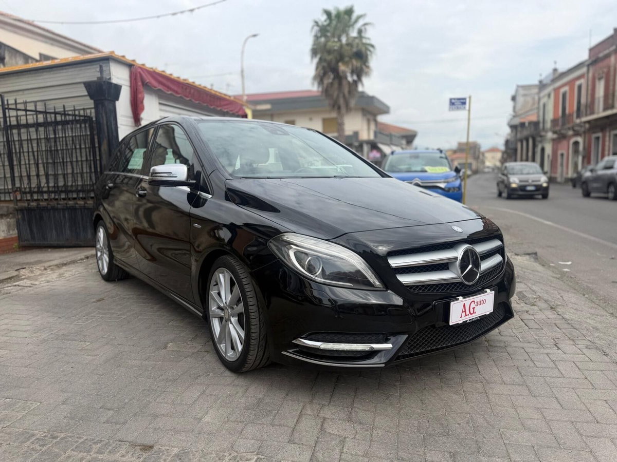 Mercedes-Benz Classe B 200 CDI BlueEFFICIENCY Premium (3)