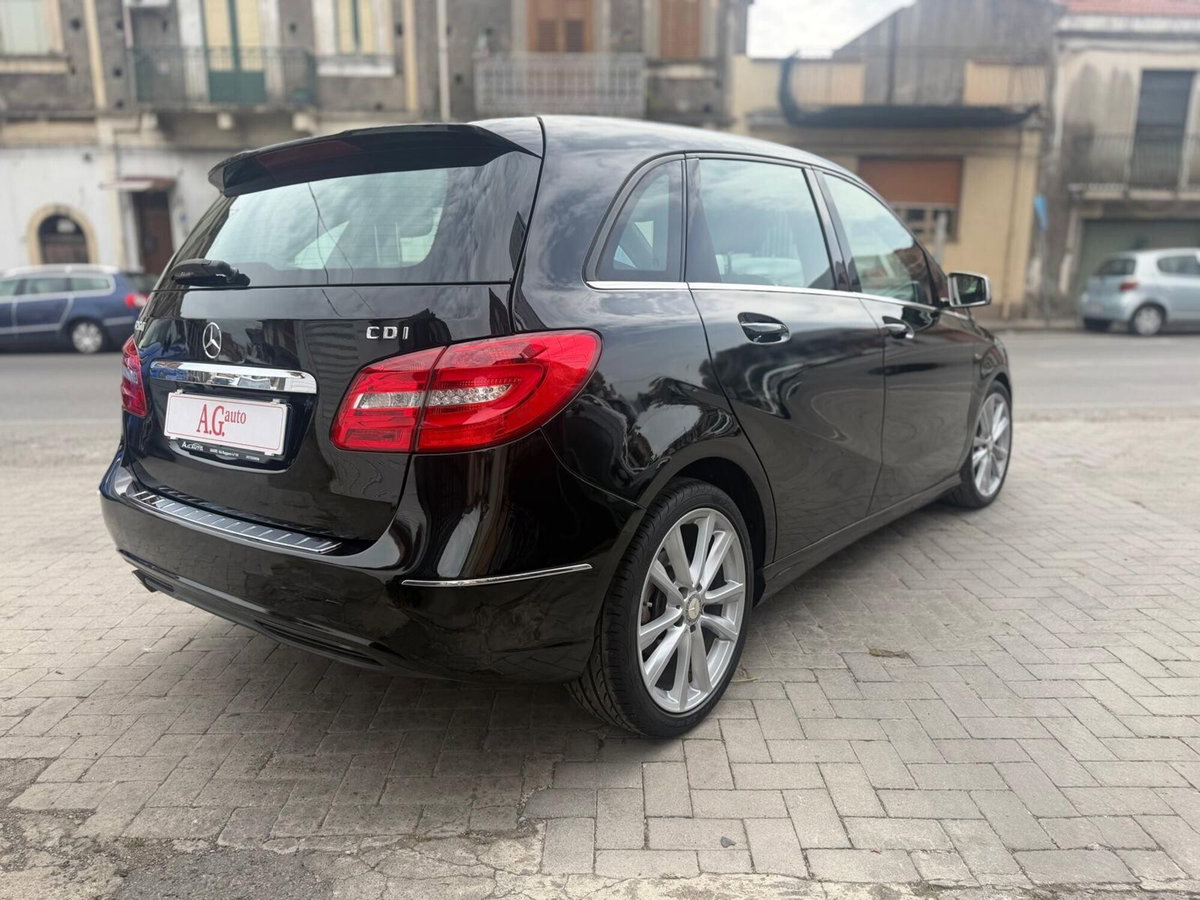 Mercedes-Benz Classe B 200 CDI BlueEFFICIENCY Premium (5)