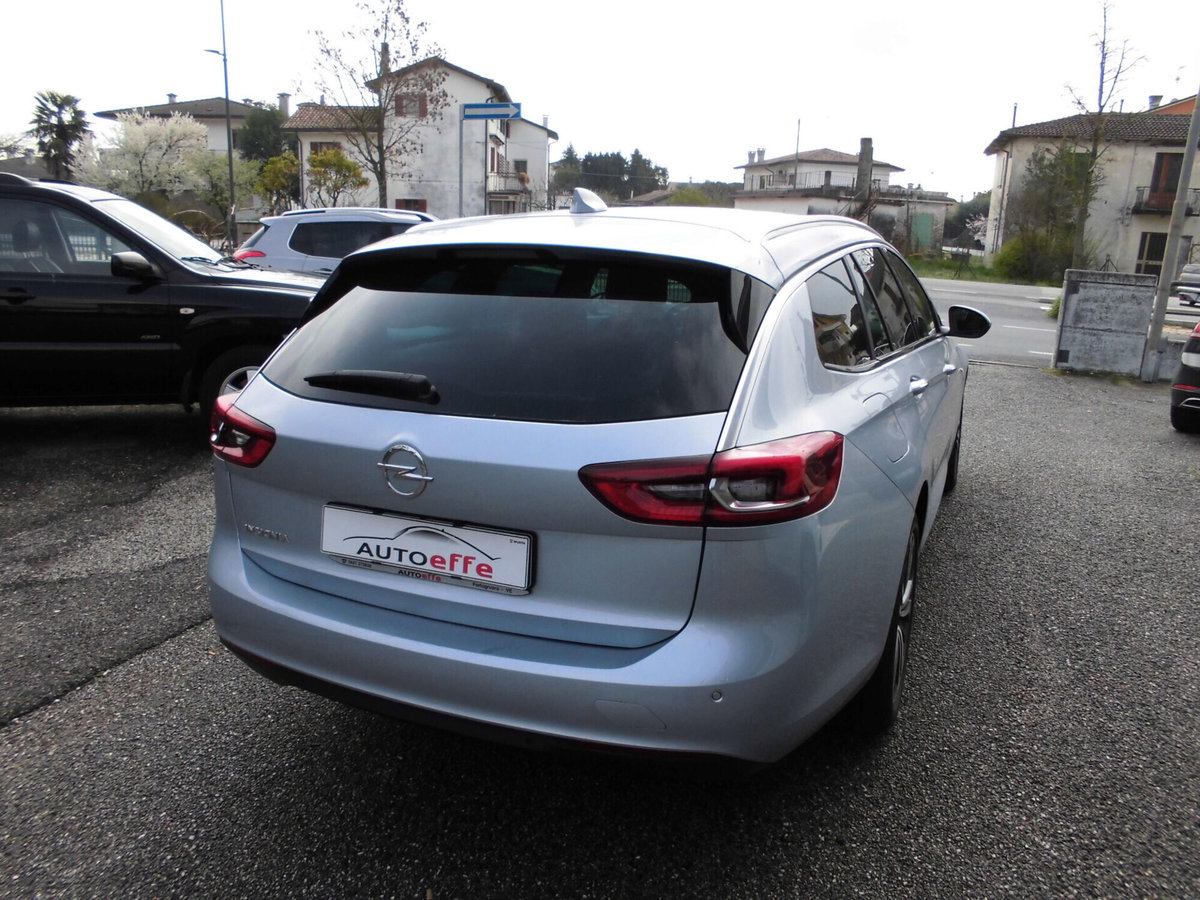 Opel Insignia Station Wagon 2.0 CDTI S&S aut. Sports Innovation (4)