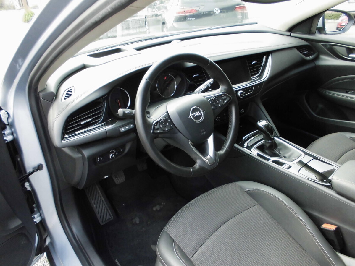 Opel Insignia Station Wagon 2.0 CDTI S&S aut. Sports Innovation (9)