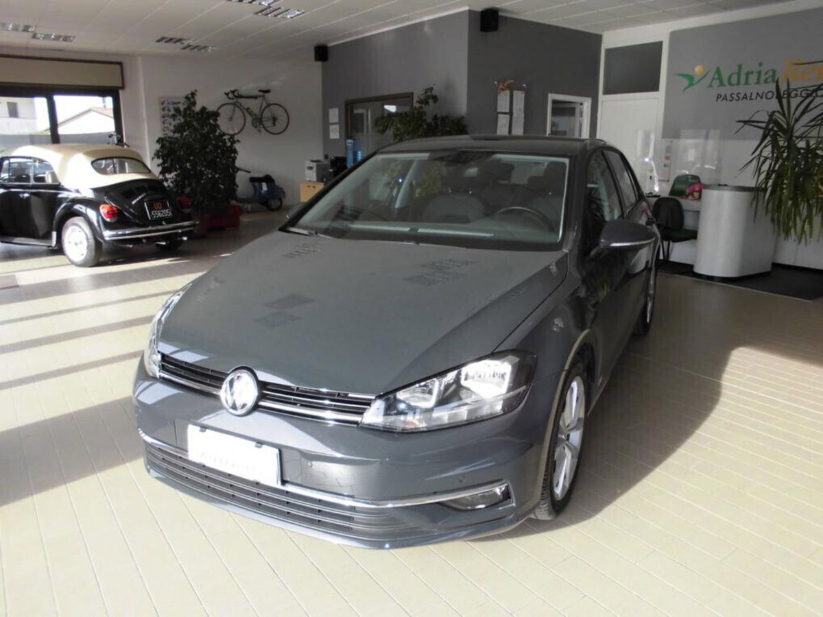 Volkswagen Golf 2.0 TDI DSG 5p. 4MOTION Executive BlueMotion Technology (3)