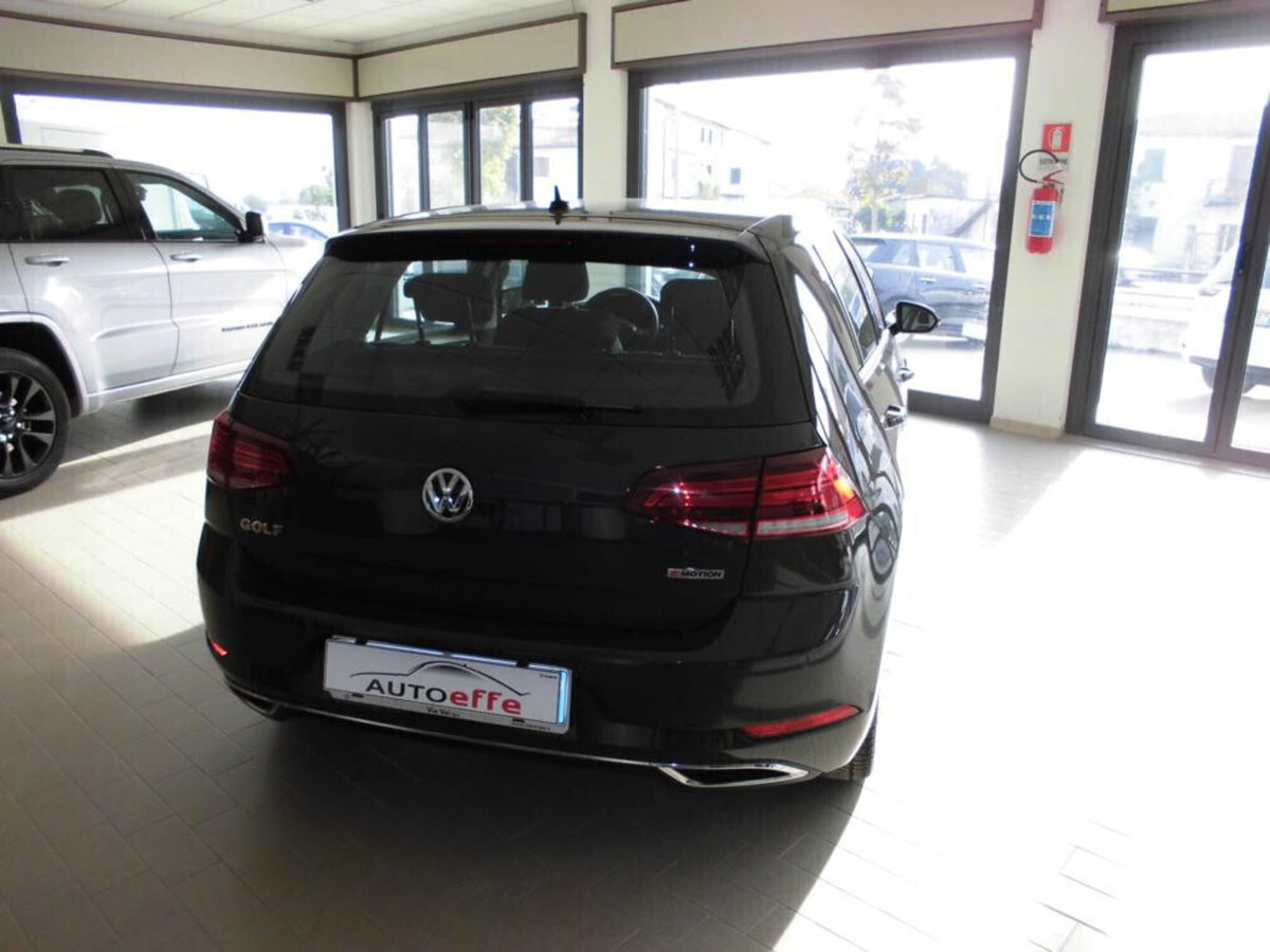 Volkswagen Golf 2.0 TDI DSG 5p. 4MOTION Executive BlueMotion Technology (4)