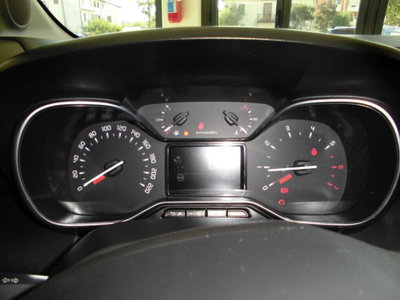 Citroen C3 Aircross BlueHDi 110 S&S Shine Pack (6)
