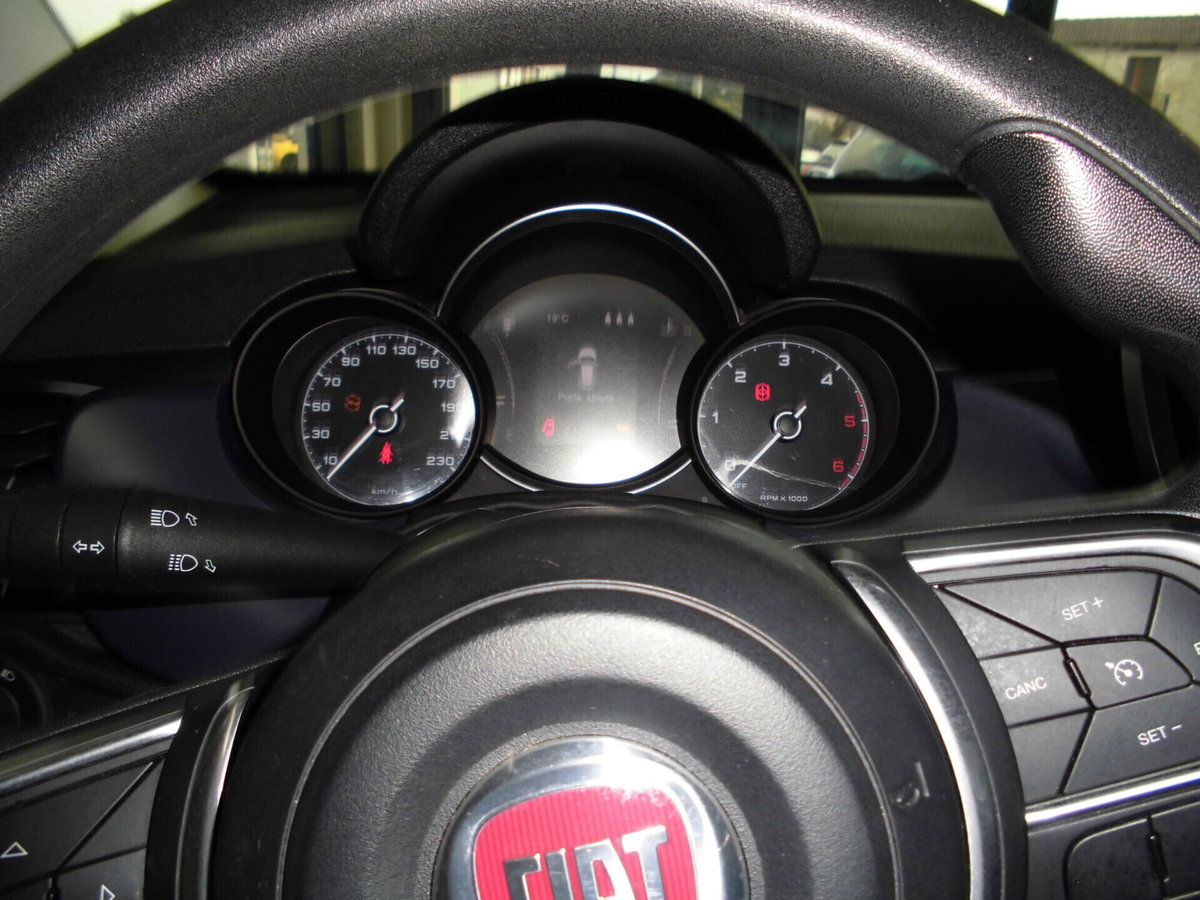 Fiat 500X 1.3 MultiJet 95 CV Cult (14)