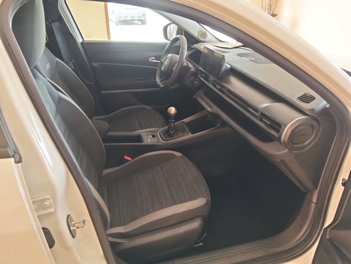 Jeep Avenger 1.2 turbo Longitude fwd 100cv (4)