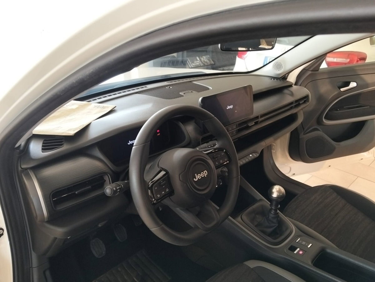 Jeep Avenger 1.2 turbo Longitude fwd 100cv (8)