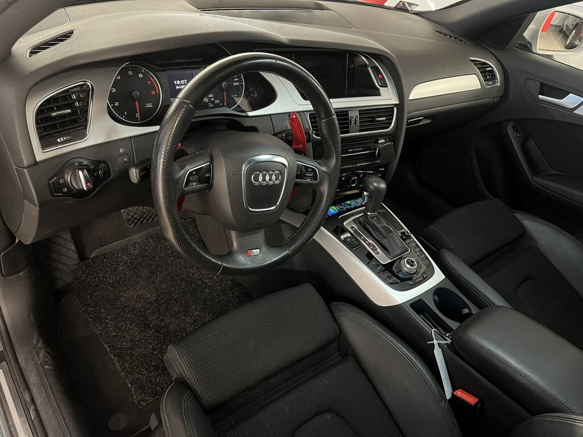 Audi A4 Avant 2.0 TFSI 211CV (7)