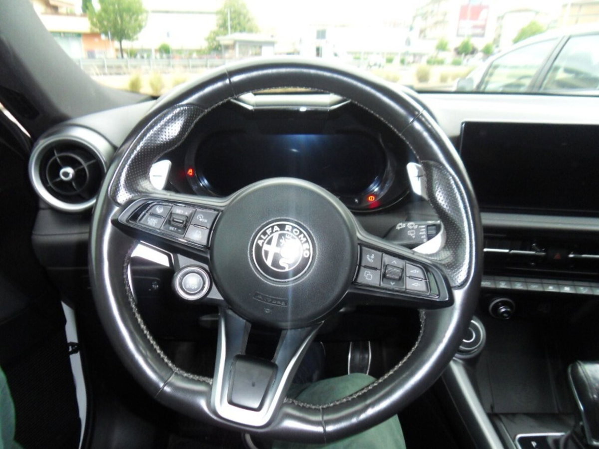 Alfa Romeo Tonale Tonale 1.5 160 CV MHEV TCT7 Ti (13)