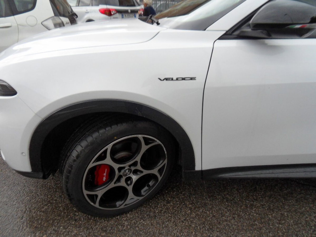 Alfa Romeo Tonale Tonale 1.5 160 CV MHEV TCT7 Ti (14)