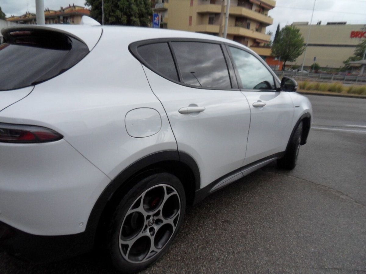 Alfa Romeo Tonale Tonale 1.5 160 CV MHEV TCT7 Ti (3)