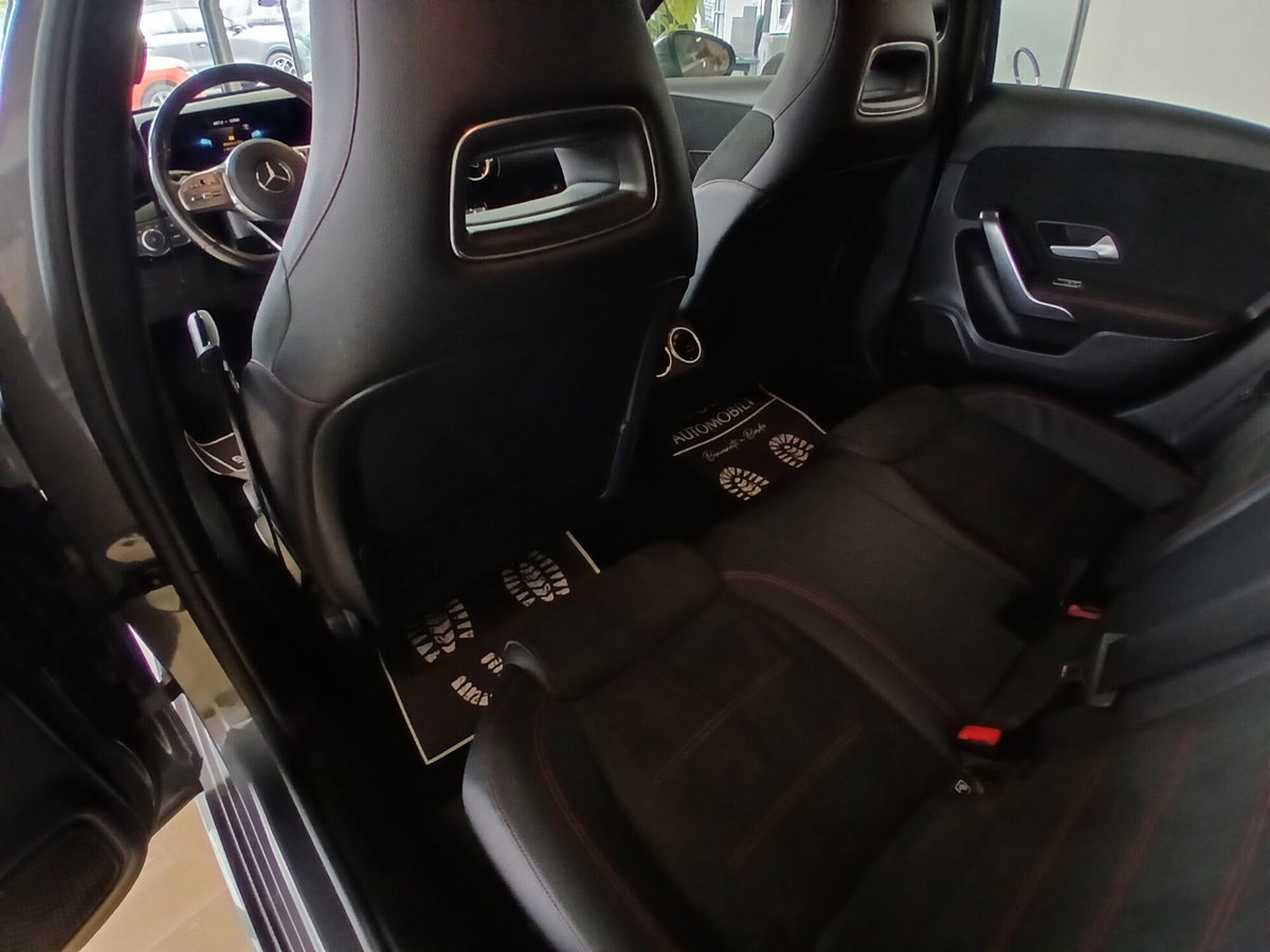 Mercedes-Benz Classe A 180 d Automatic Premium (18)