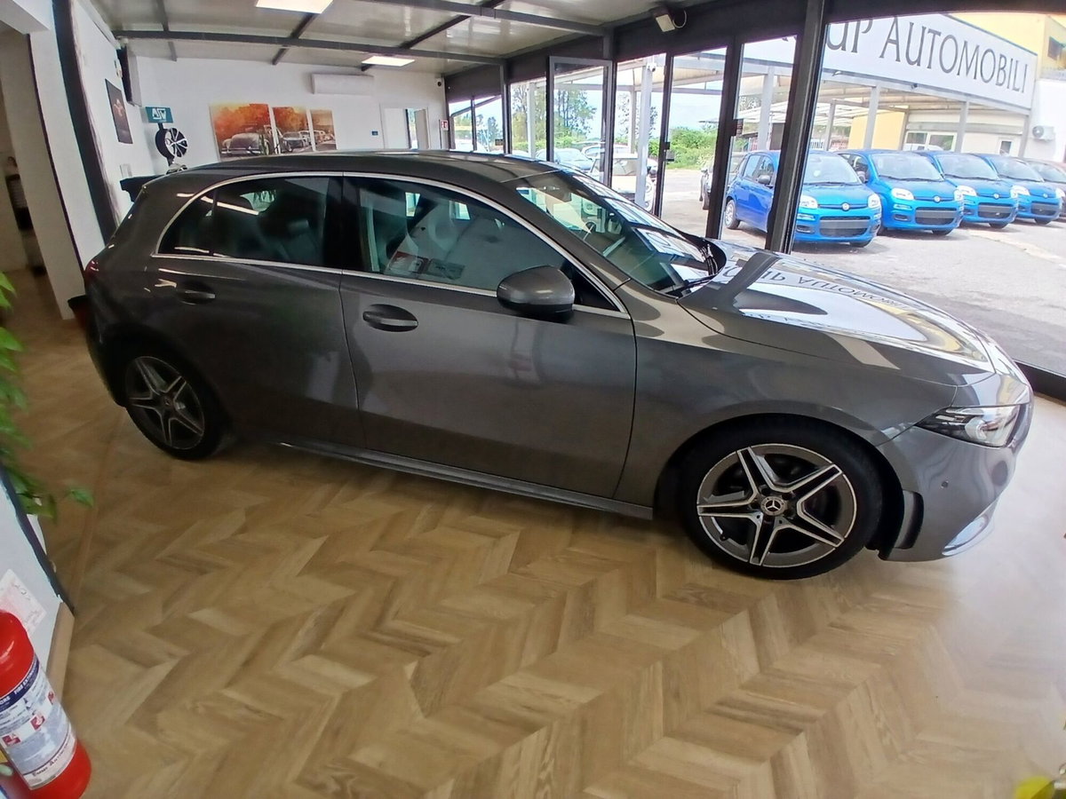 Mercedes-Benz Classe A 180 d Automatic Premium (4)