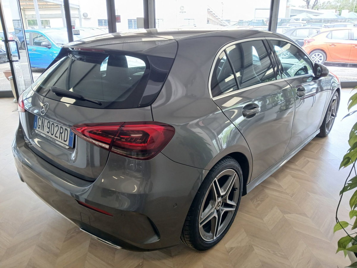 Mercedes-Benz Classe A 180 d Automatic Premium (5)