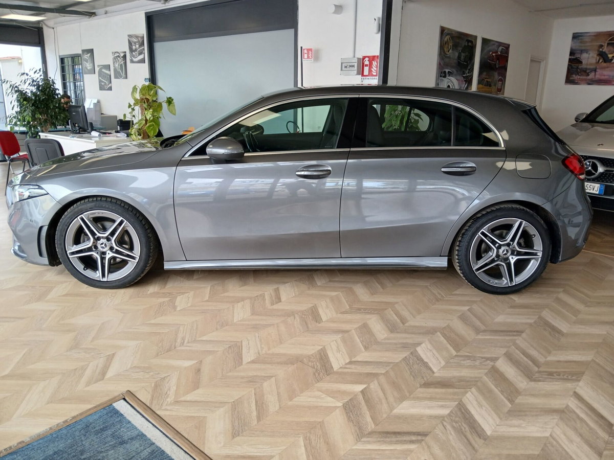 Mercedes-Benz Classe A 180 d Automatic Premium (8)