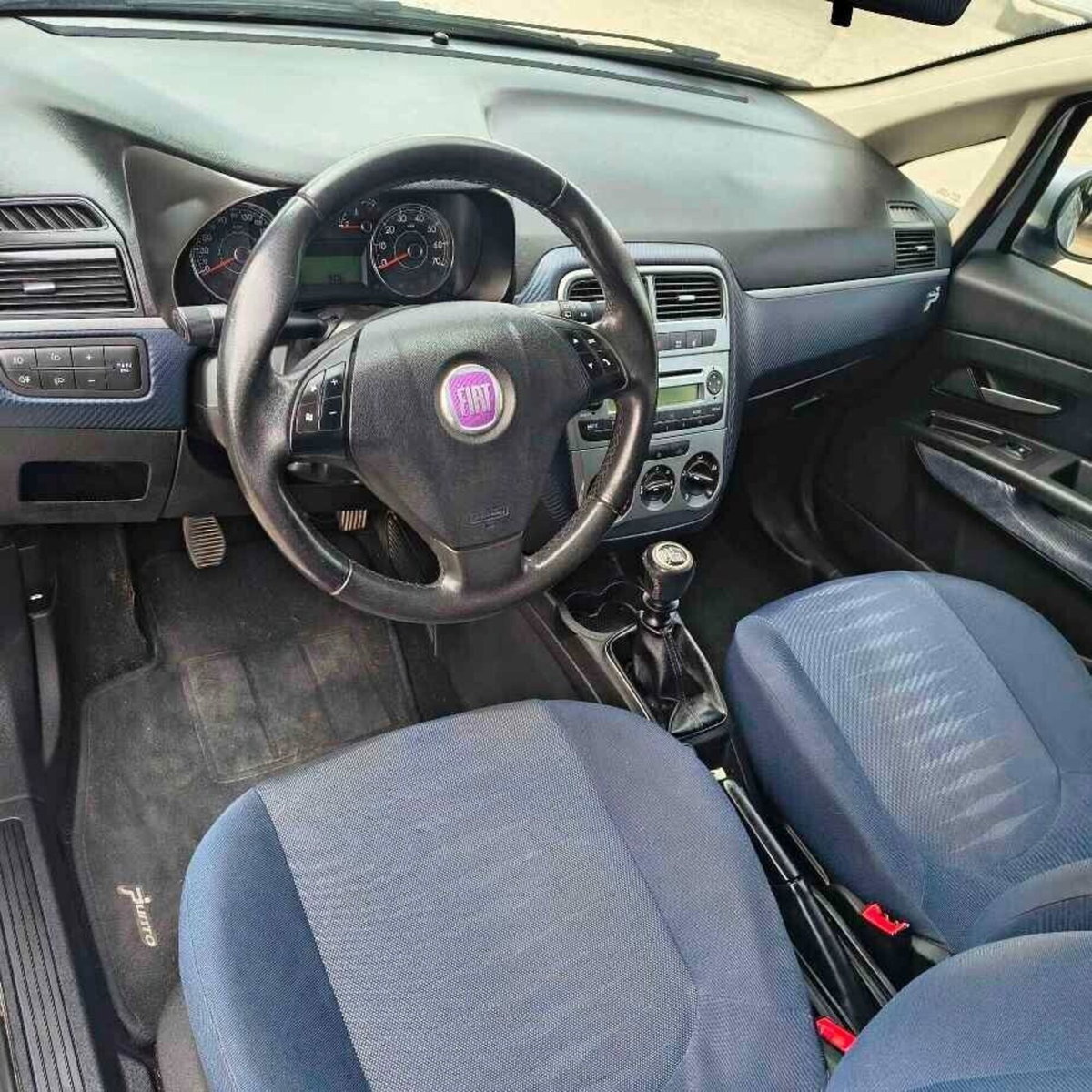 Fiat Grande Punto 1.4 3 porte Actual Natural Power (6)