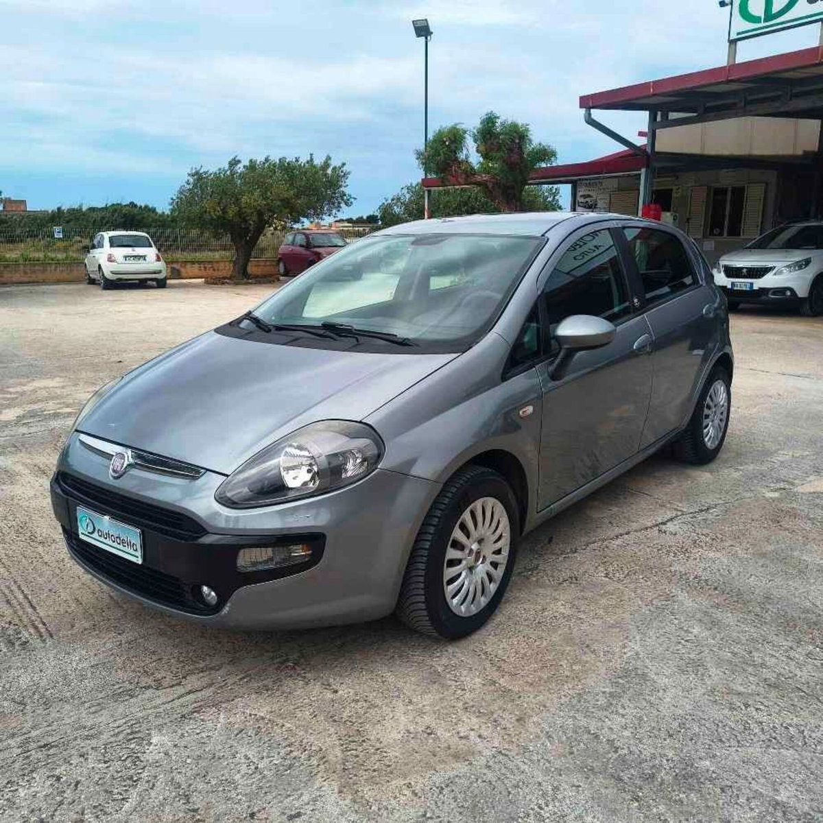 Fiat Punto Evo 1.3 Mjt 75 CV 5 porte Dynamic (4)