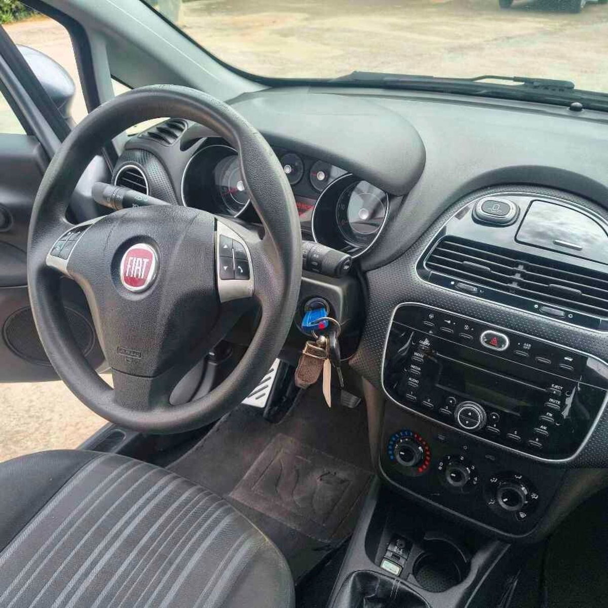 Fiat Punto Evo 1.3 Mjt 75 CV 5 porte Dynamic (8)