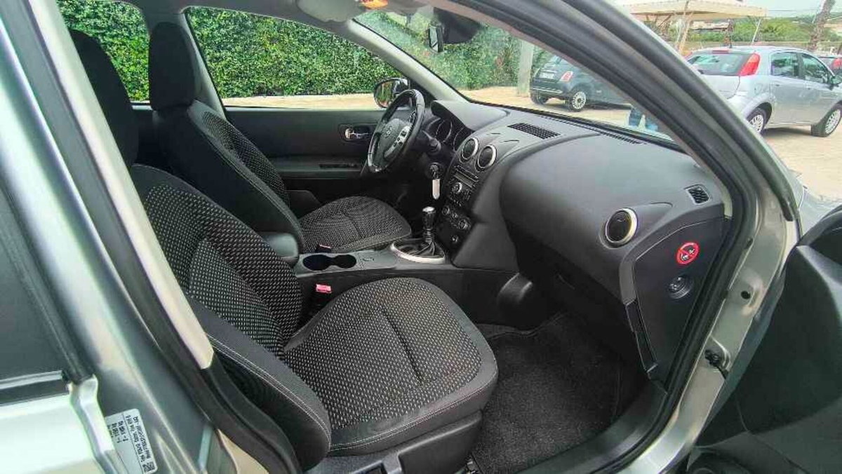 Nissan Qashqai 1.5 dCi Acenta (9)