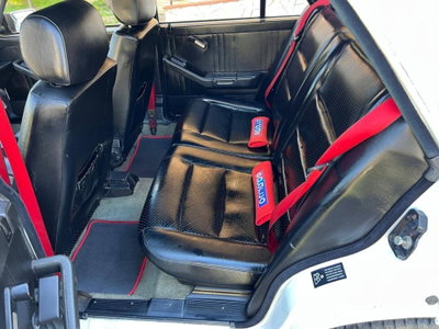 Lancia Delta i.e. turbo HF (16)