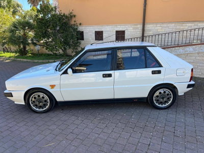Lancia Delta i.e. turbo HF (4)