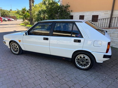 Lancia Delta i.e. turbo HF (6)