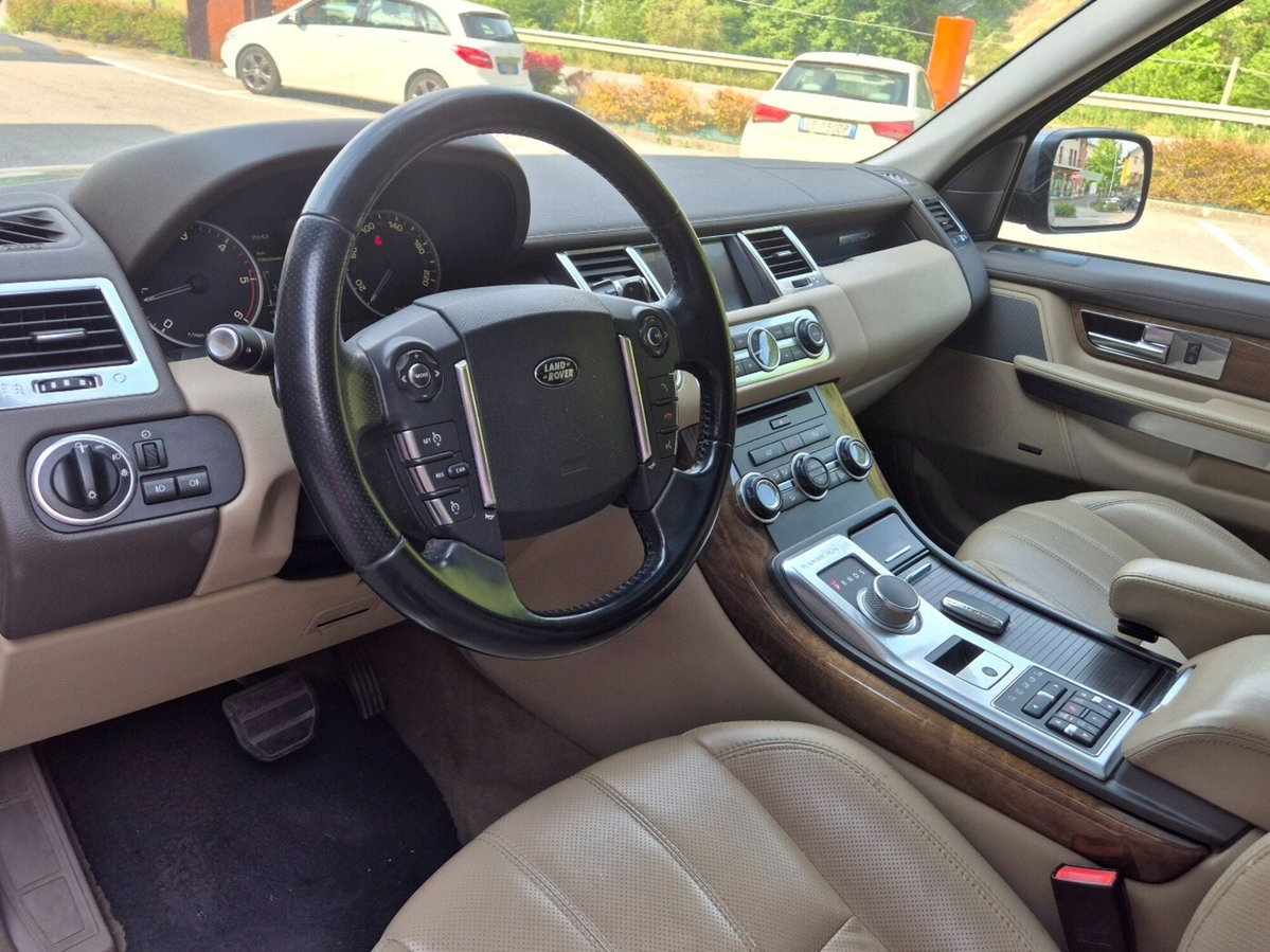 Land Rover Range Rover Sport 3.0 SDV6 HSE (4)