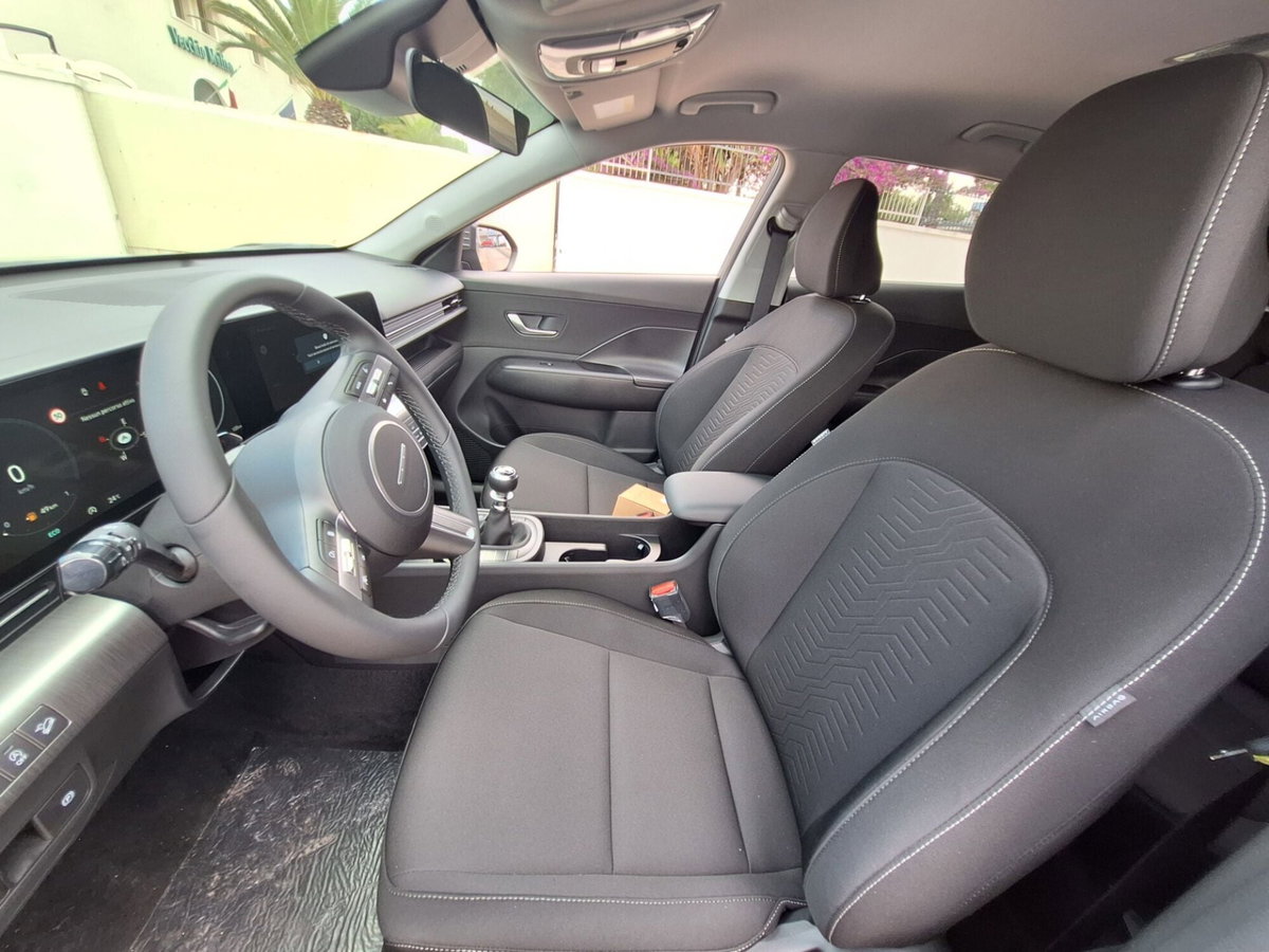 Hyundai Kona 1.0 t-gdi XTech 2wd 115cv mt (15)