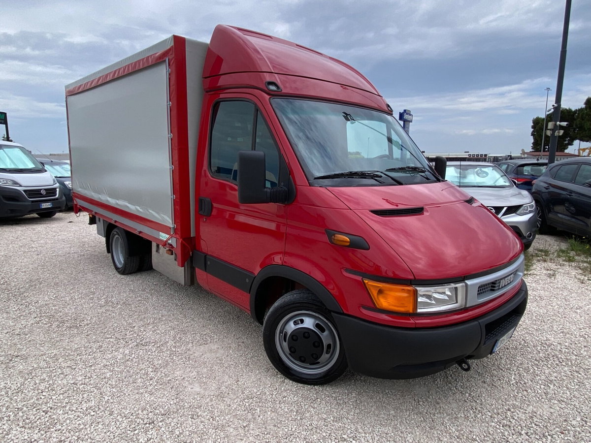Iveco Daily Telaio 35C11 2.8 TDI PC-RG Cabinato (7)