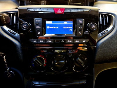 Lancia Ypsilon 1.0 FireFly 5 porte S&S Hybrid Ecochic UnYca (15)